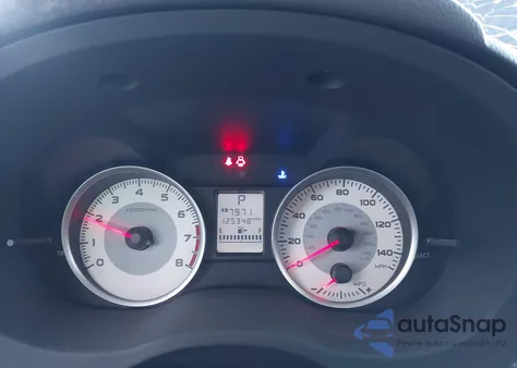 2013 Subaru Impreza 2.0I Premium z USA, uszkodzony, nr VIN JF1GPAC6XDH827372